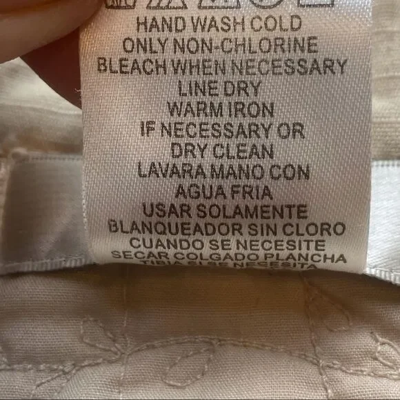 Freedom to Change Front Zip Quilted Vest Size Large - Picture 5 of 8